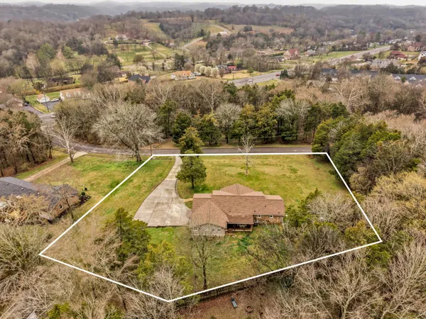$540,000 | 1917 Graceland Drive, Goodlettsville, TN 37072