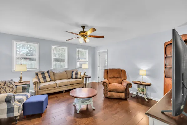 $540,000 | 1917 Graceland Drive, Goodlettsville, TN 37072