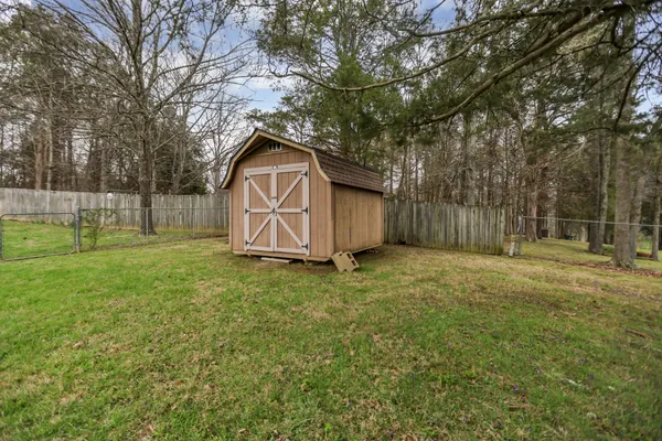 $540,000 | 1917 Graceland Drive, Goodlettsville, TN 37072