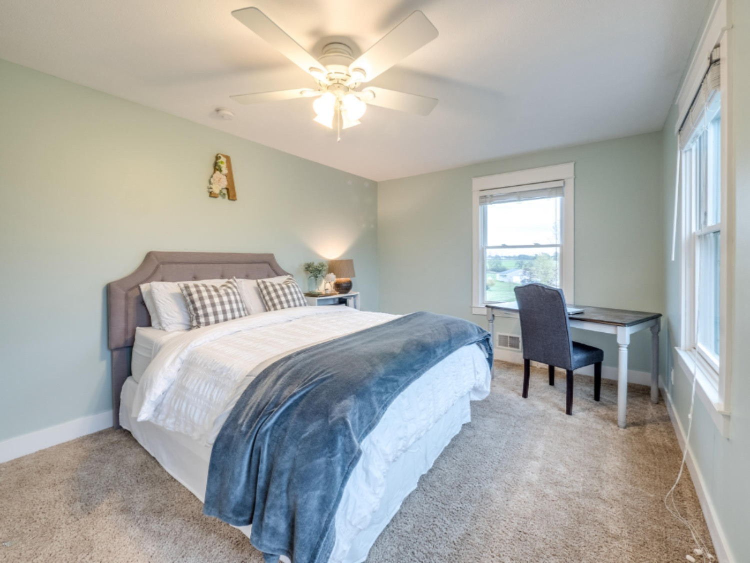 14195 Cascade Road Southeast Lowell, MI 49331 - Photo 17 of 31 P1244045b