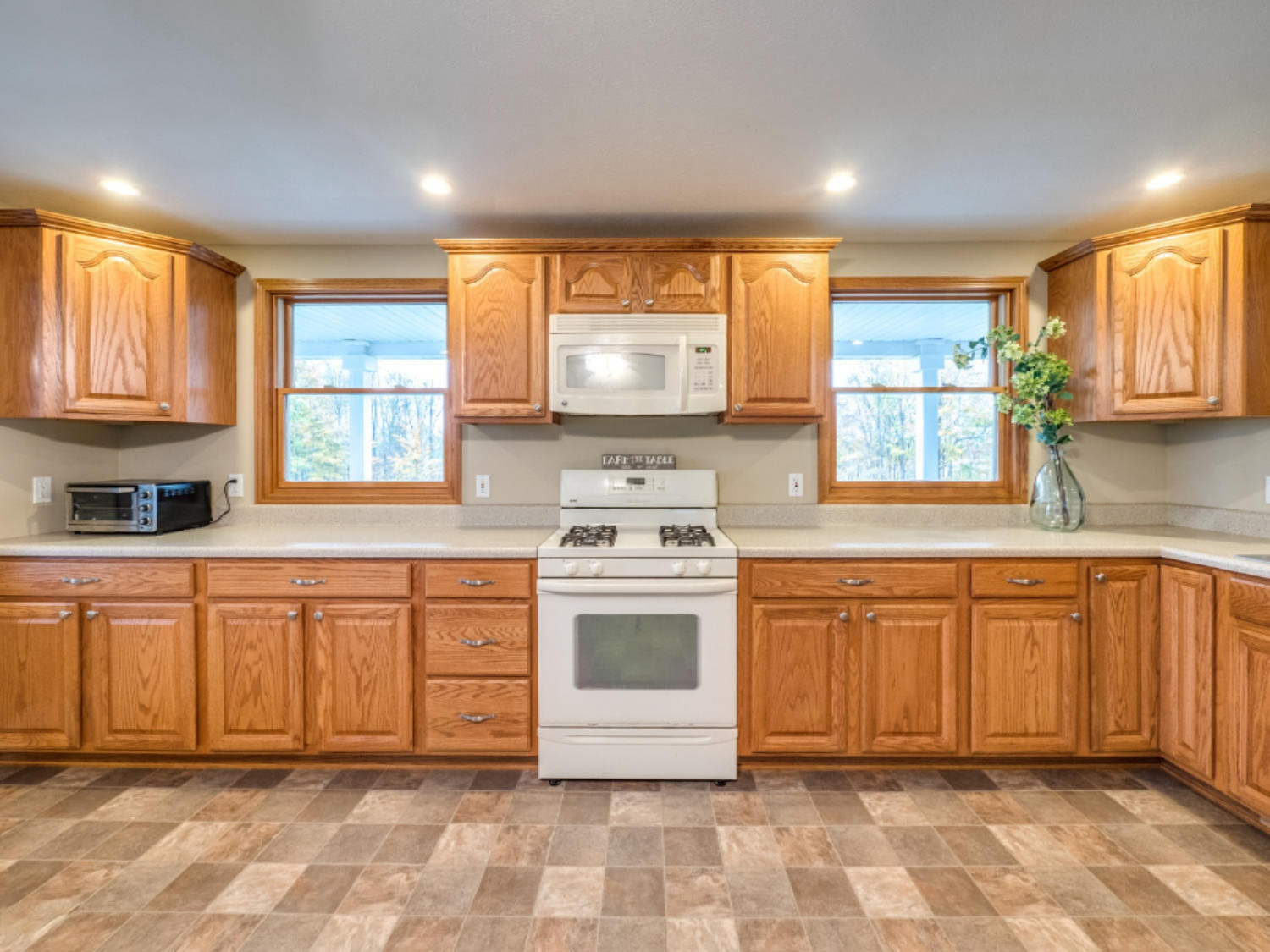 14195 Cascade Road Southeast Lowell, MI 49331 - Photo 9 of 31 P1233914b