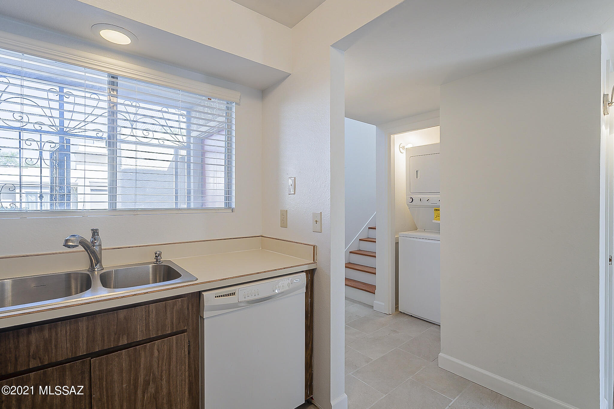 3750 North Country Club Road, Unit 65 Tucson, AZ 85716 - Photo 17 of 34