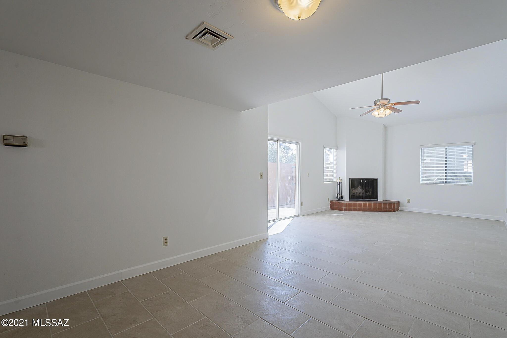 3750 North Country Club Road, Unit 65 Tucson, AZ 85716 - Photo 9 of 34