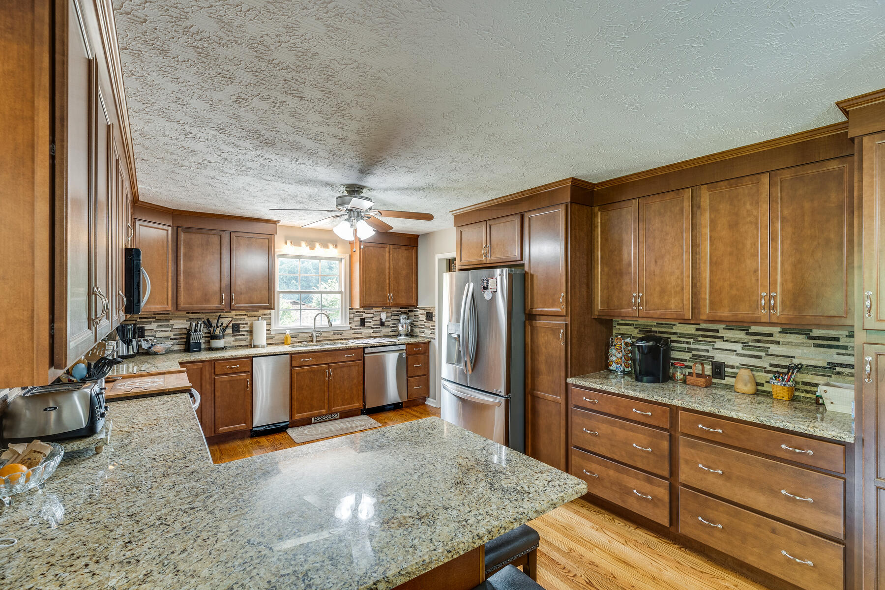 631 Chadwell Road Kingsport, TN 37660 - Photo 12 of 55 014