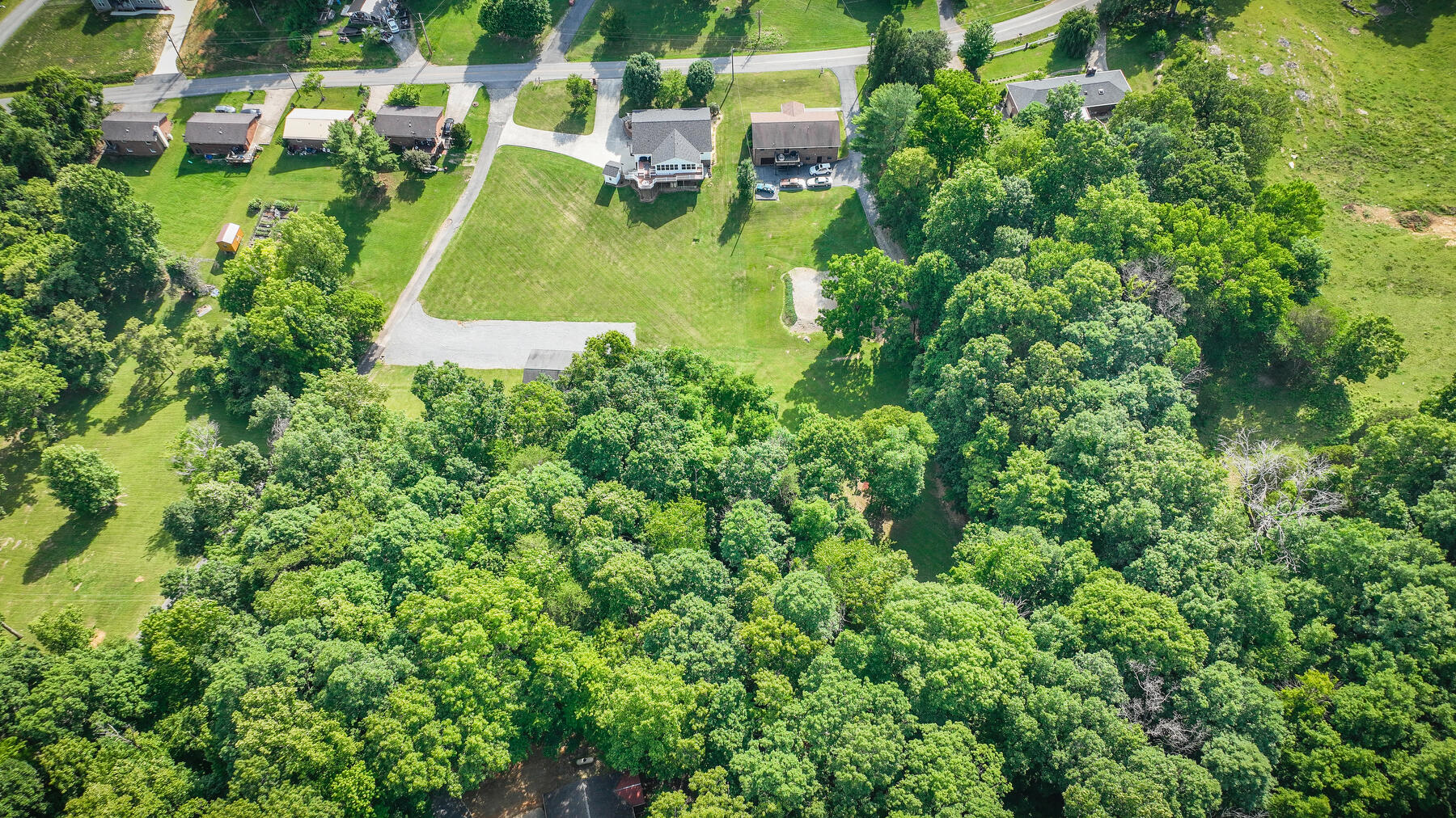 631 Chadwell Road Kingsport, TN 37660 - Photo 52 of 55 105