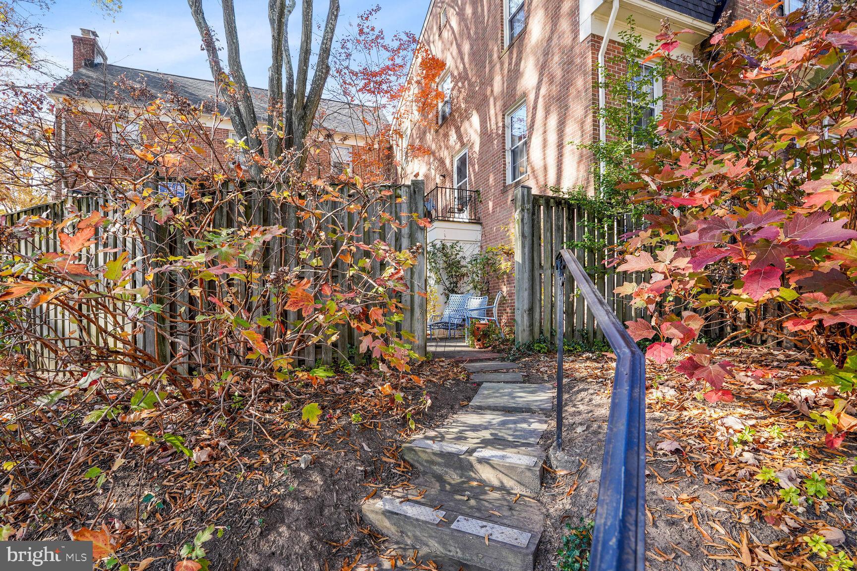 4813 Sangamore Road, Unit 7 Bethesda, MD 20816 - Photo 10 of 21 Rear gate for easy access to Sangamore Shops