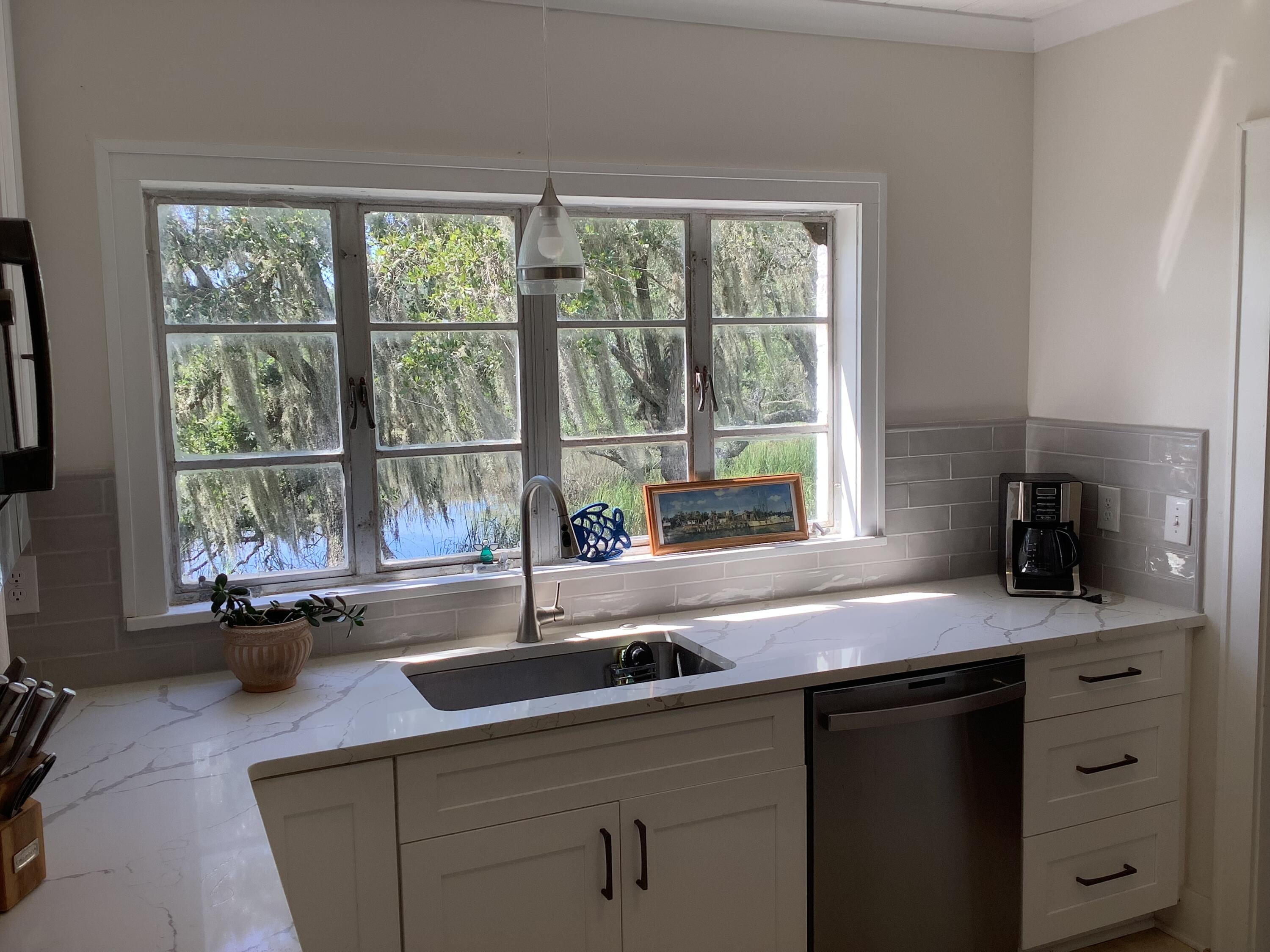 6852 McCants Road Wadmalaw Island, SC 29487 - Photo 7 of 21 IMG_1099