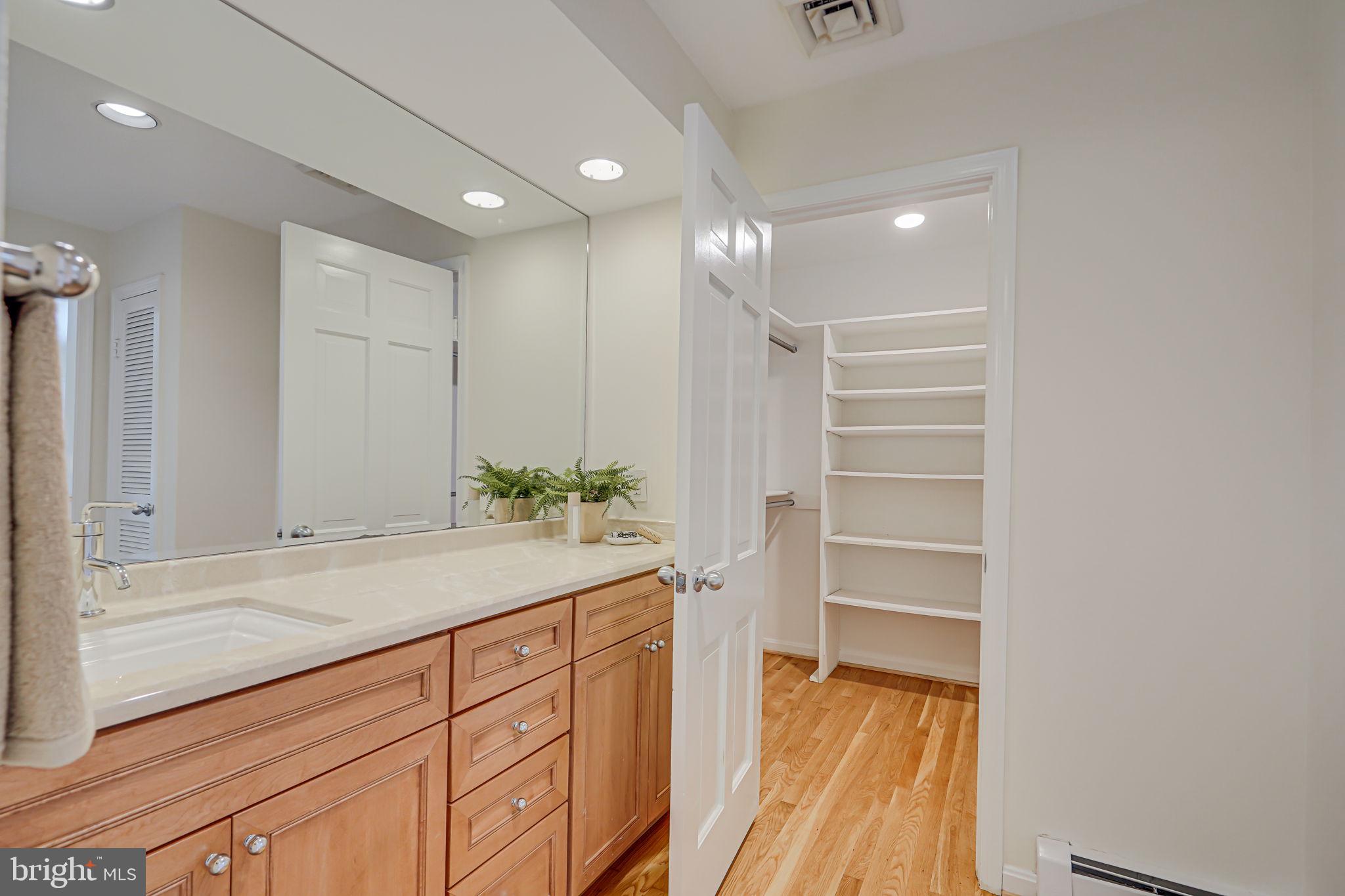 6018 Onondaga Road Bethesda, MD 20816 - Photo 27 of 67