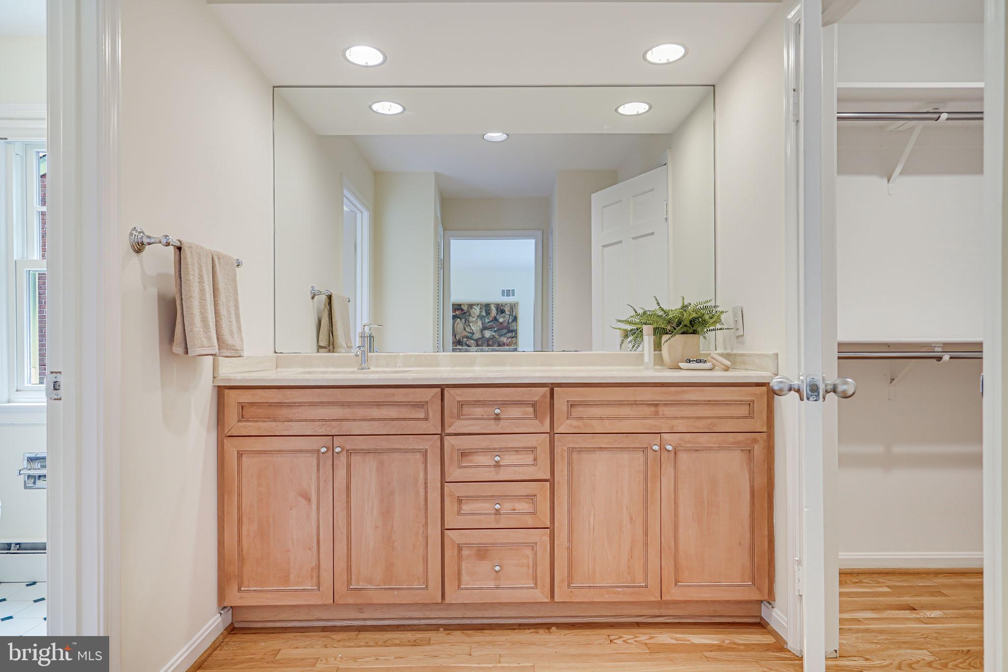 6018 Onondaga Road Bethesda, MD 20816 - Photo 28 of 67
