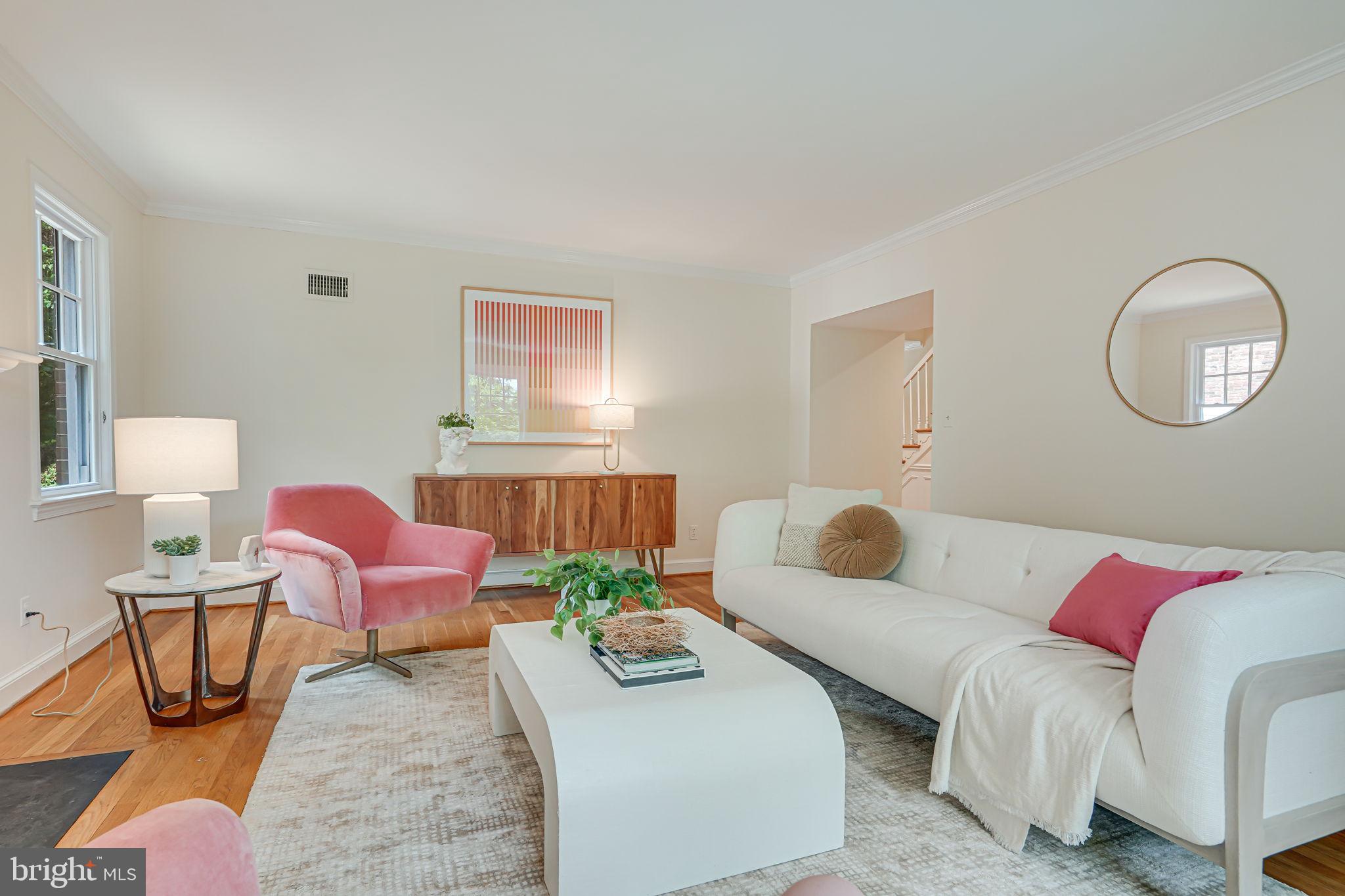 6018 Onondaga Road Bethesda, MD 20816 - Photo 4 of 67