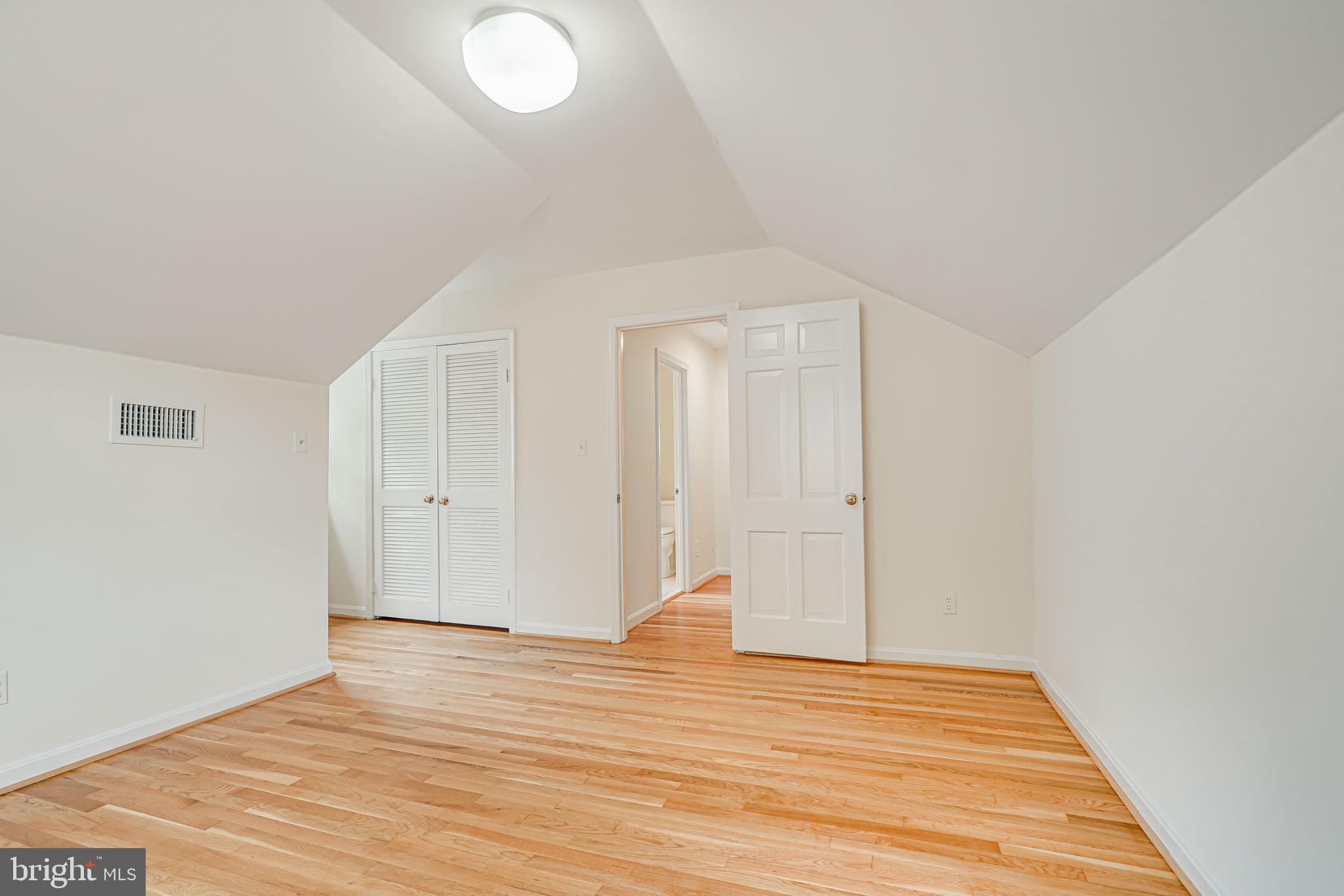 6018 Onondaga Road Bethesda, MD 20816 - Photo 44 of 67