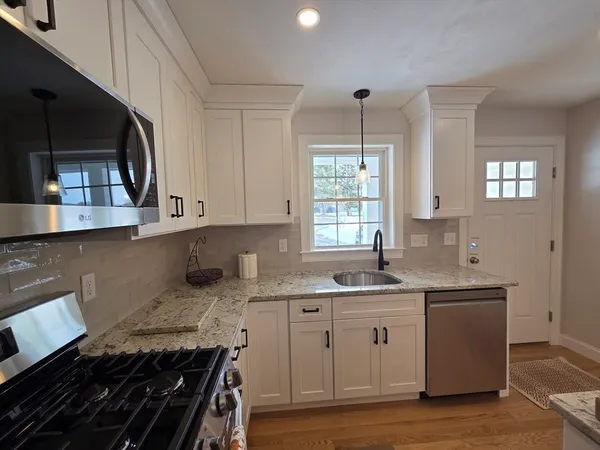 $549,900 | 519 Mendon Road, Unit 519, Attleboro, MA 02703