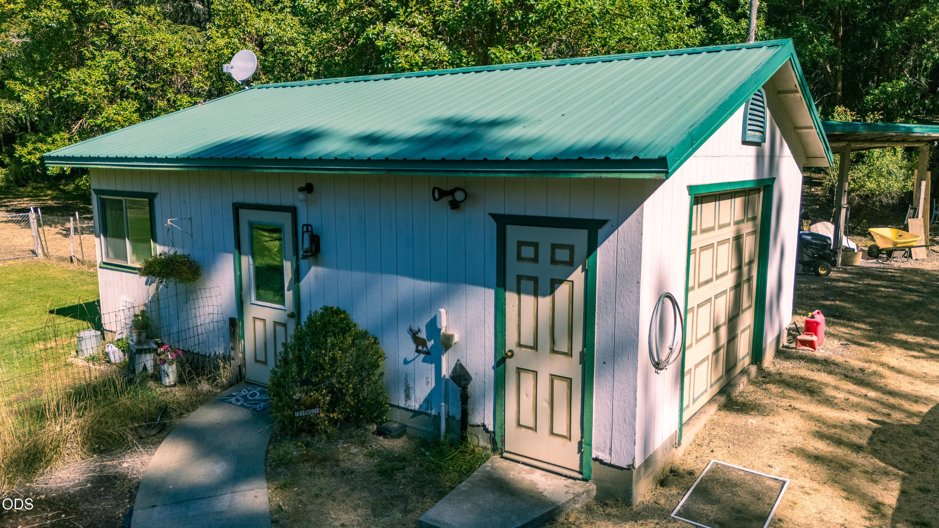 6058 Deer Creek Road Selma, OR 97538 - Photo 18 of 47 Gallery Image 18