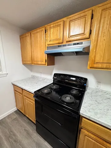 $3,000 | 17 Bassett Street, Unit A, Lowell, MA 01852