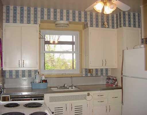 1291 Prospect Road Whitehall, PA 15227 - Photo 7 of 8 Kitchen.