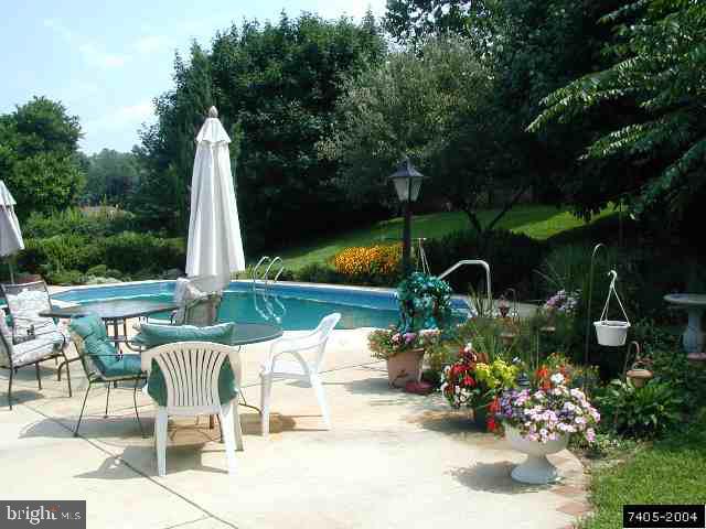 3530 Pebble Ridge Drive York, PA 17402 - Photo 9 of 9 Gallery Image 9