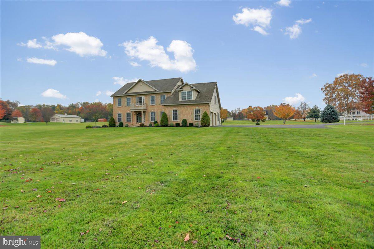 201 South Middlesex Road Carlisle, PA 17015 - Photo 5 of 57 Gallery Image 5