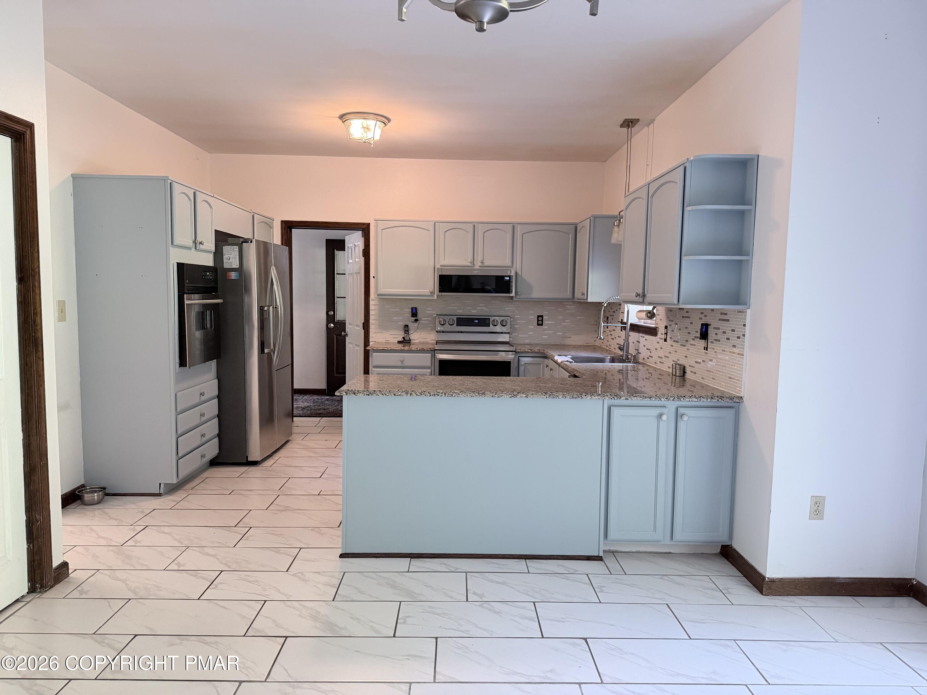 5191 Spring Drive Swiftwater, PA 18370 - Photo 11 of 42 IMG_0966 (1)