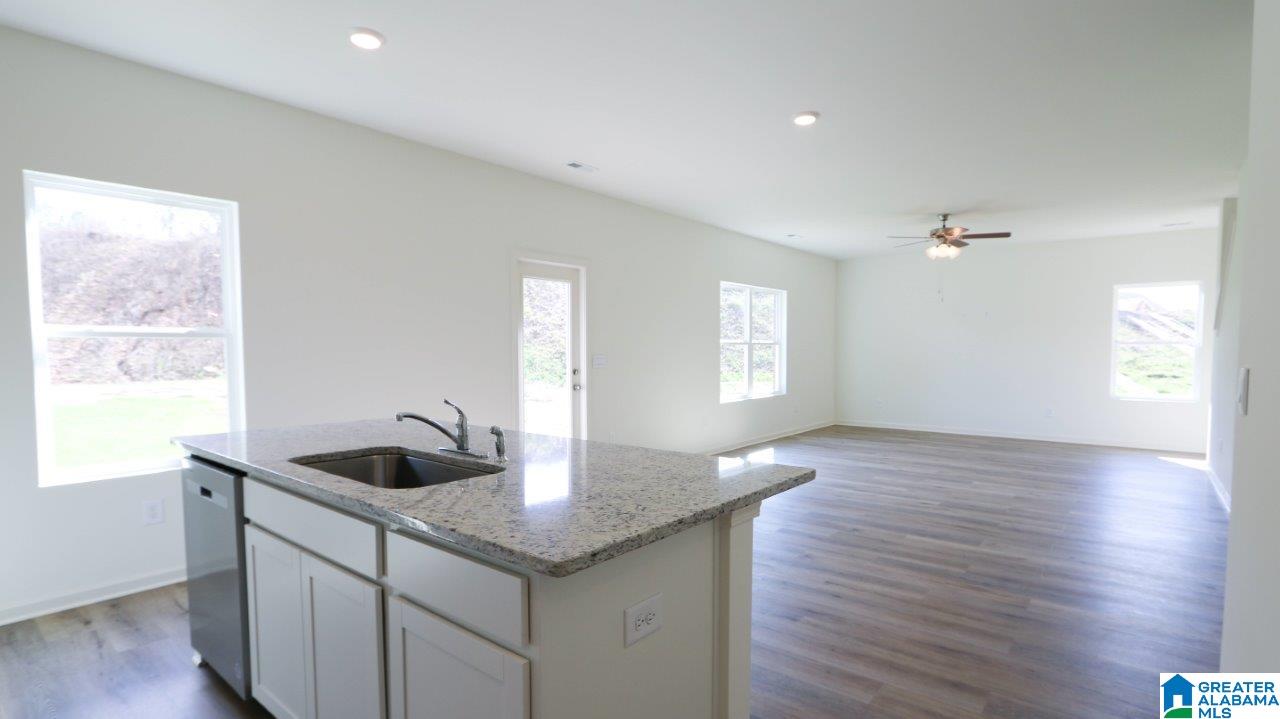 1090 Timberline Ridge Calera, AL 35040 - Photo 8 of 46