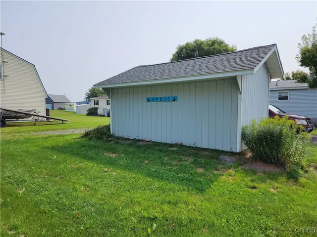 $299,000 | 24590 Fire Road 25 South, Lyme, NY 13693