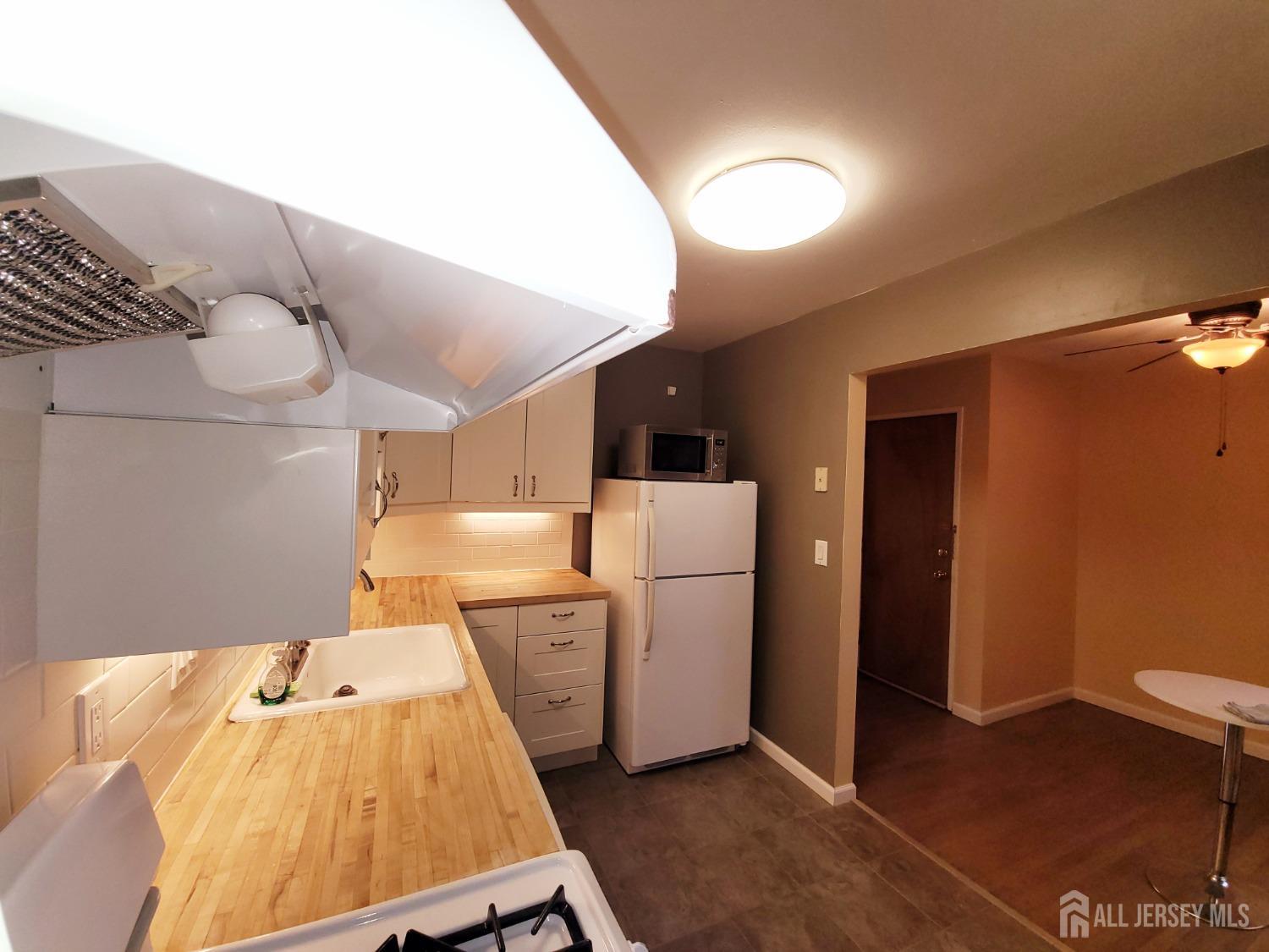 50 Fox Road, Unit 8B Edison, NJ 08817 - Photo 18 of 35 a room with storage and utility