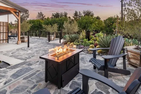 $2,919,000 | 35715 Calle Nopal, Temecula, CA 92592