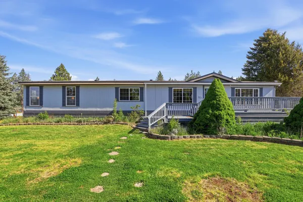 $435,900 | 40218 North Newport Highway, Elk, WA 99009
