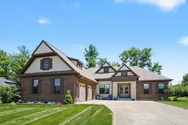 $879,000 | 6320 Evergreen Lane, Loveland, OH 45140