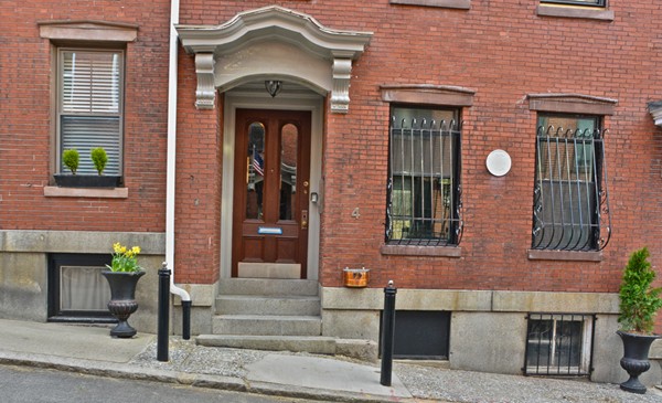 4 Centre Place, Unit 4 Boston, MA 02119 - Photo 8 of 8 Gallery Image 8