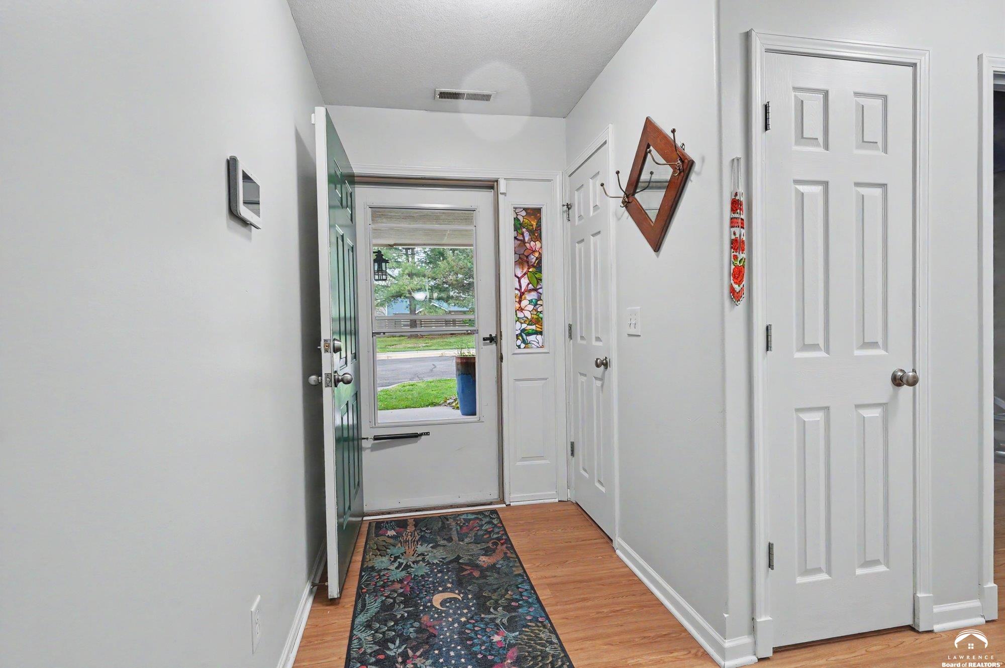 1829 Delaware Street Lawrence, KS 66044 - Photo 7 of 42