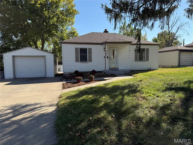 $1,485 | 3130 O O Hare Drive, St. Ann, MO 63074