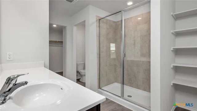 $271,970 | 6908 Gilbert Drive, Killeen, TX 76549