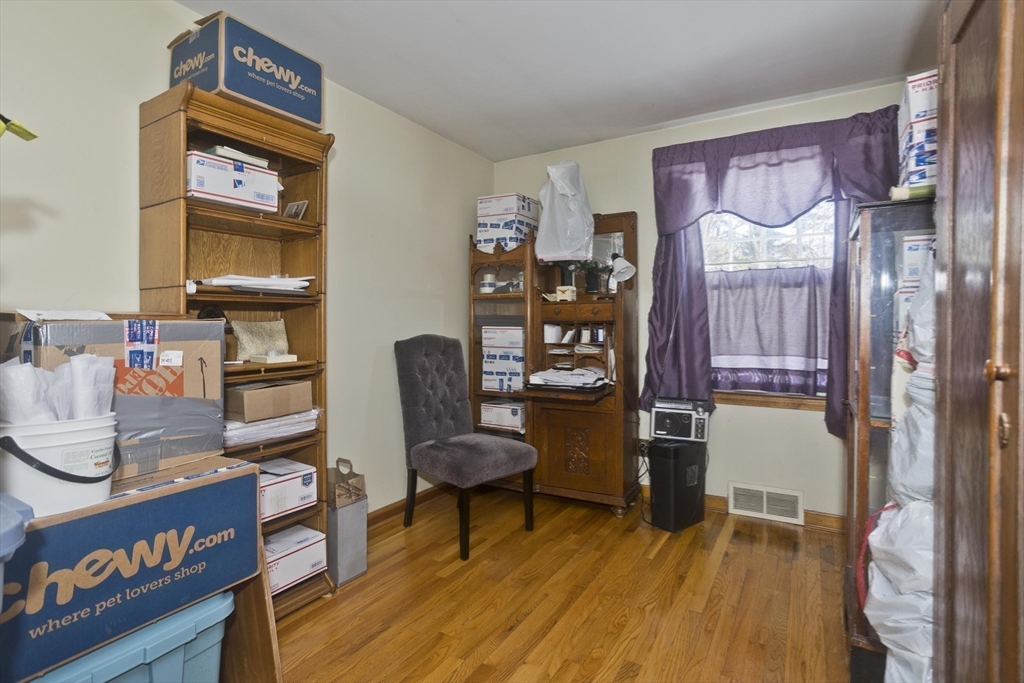 854 Grayson Drive Springfield, MA 01119 - Photo 23 of 40