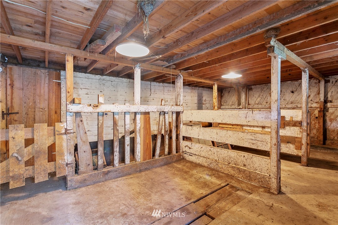 5476 Allison Road Bellingham, WA 98226 - Photo 34 of 40 Gallery Image 34