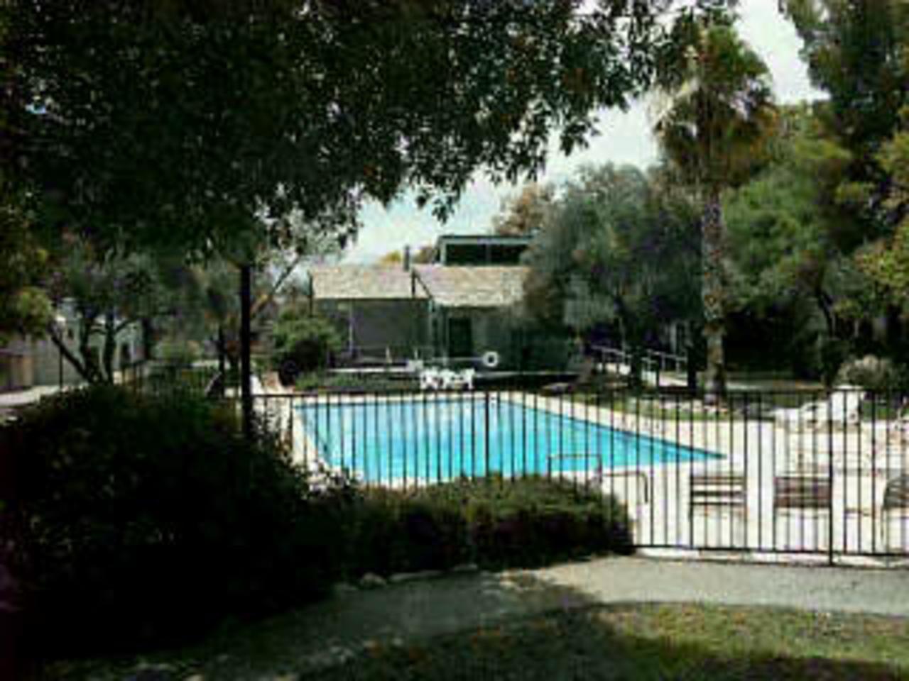 3750 North Country Club Road, Unit 31 Tucson, AZ 85716 - Photo 1 of 5