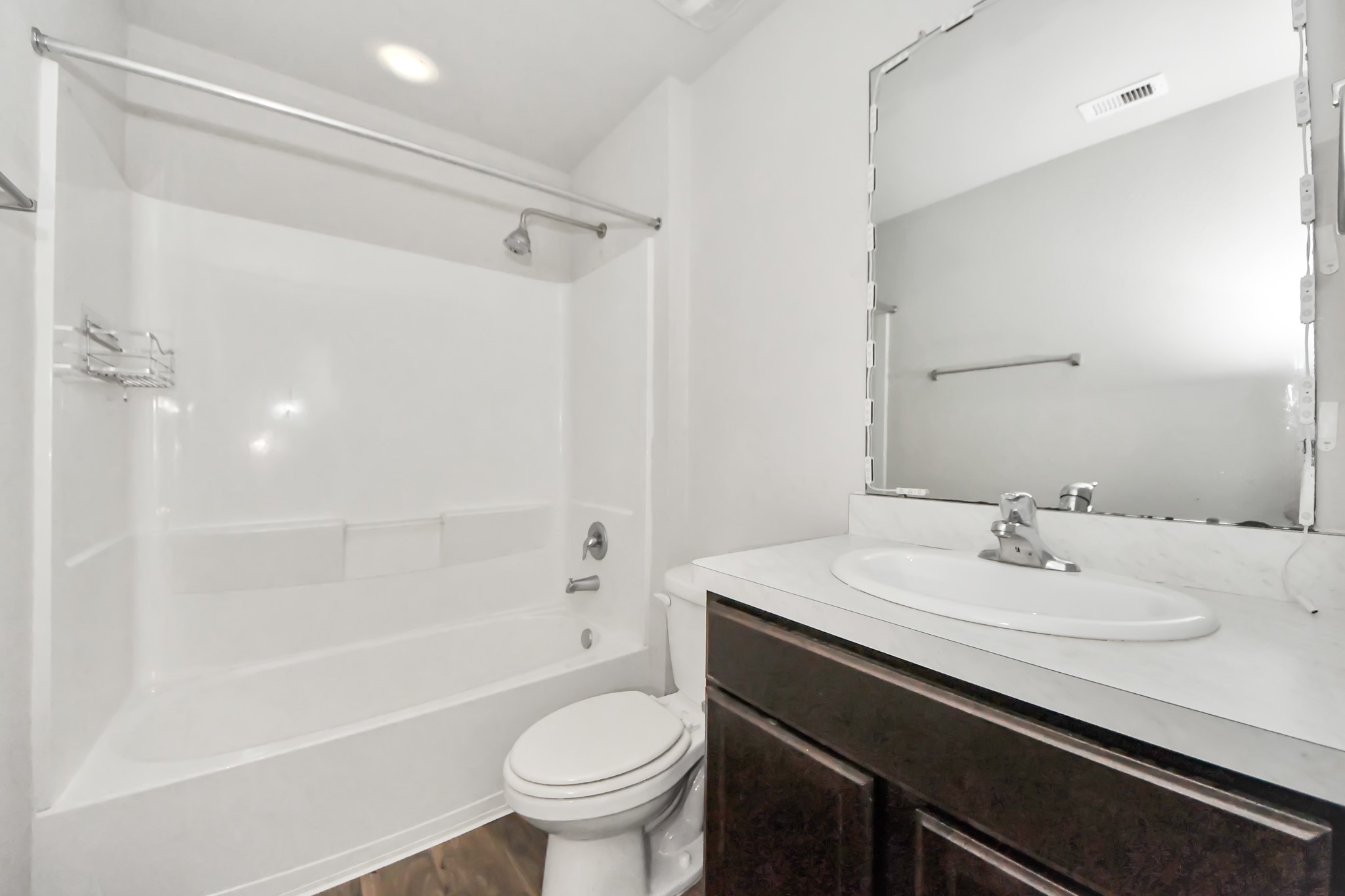23431 Harrow Fld Lane Spring, TX 77373 - Photo 28 of 41 Bathroom #2