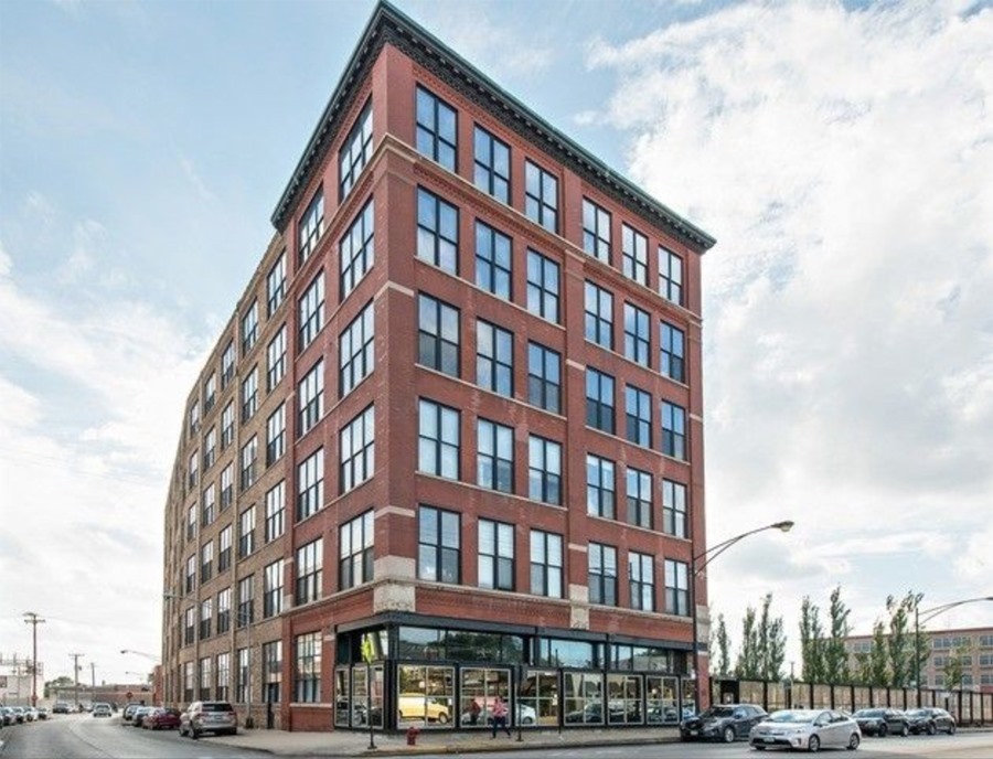 1872 North Clybourn Avenue, Unit 401, Chicago, IL 60614 | Compass