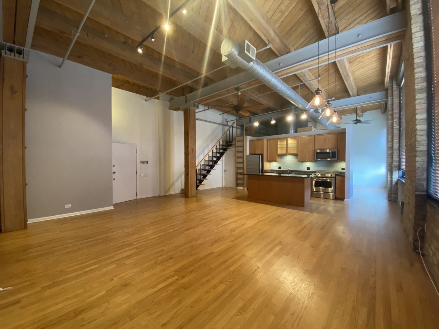 1872 North Clybourn Avenue, Unit 401, Chicago, IL 60614 | Compass