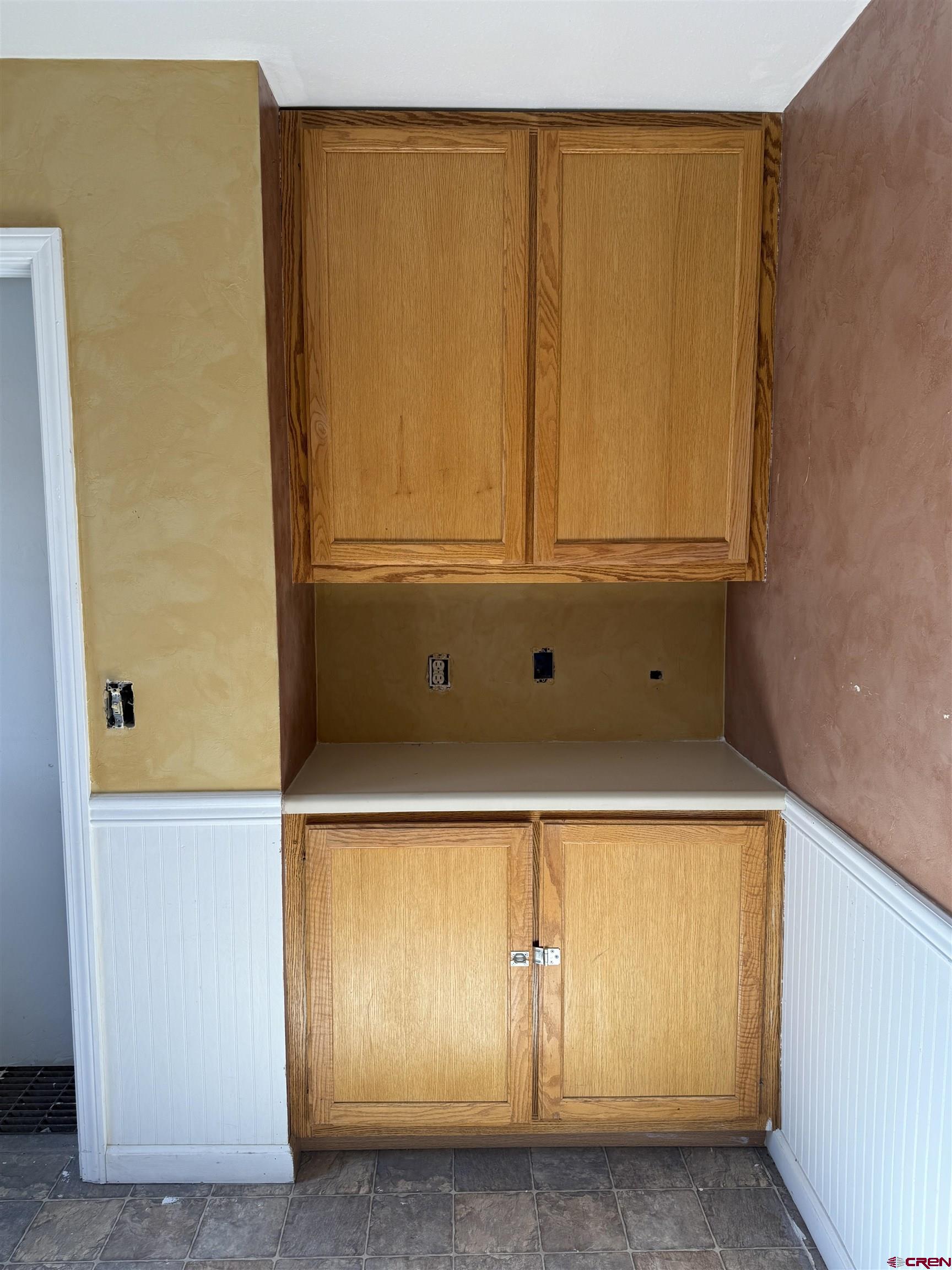 158 Liddell Drive, Unit D Ridgway, CO 81432 - Photo 3 of 8 a close view of closet