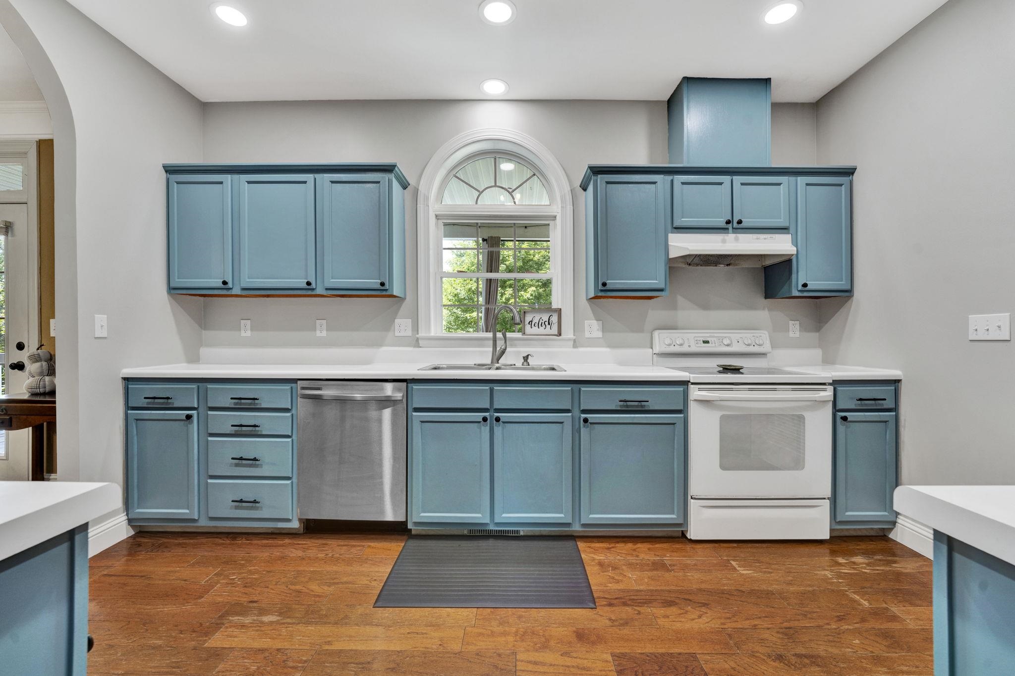 365 Loop Road Campobello, SC 29322 - Photo 11 of 35