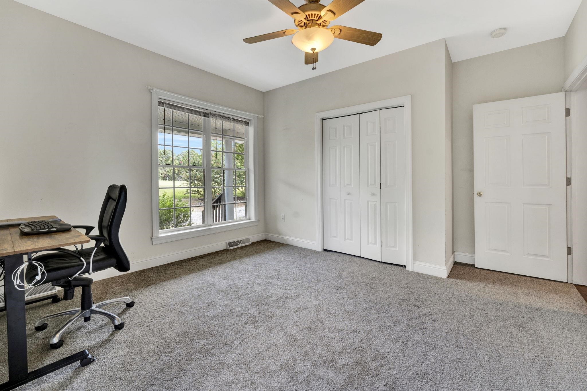 365 Loop Road Campobello, SC 29322 - Photo 14 of 35