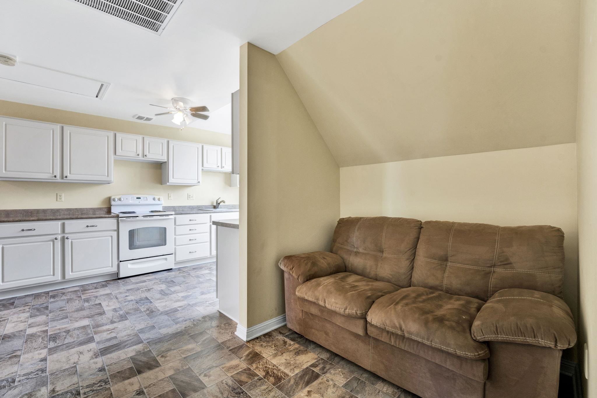 365 Loop Road Campobello, SC 29322 - Photo 16 of 35