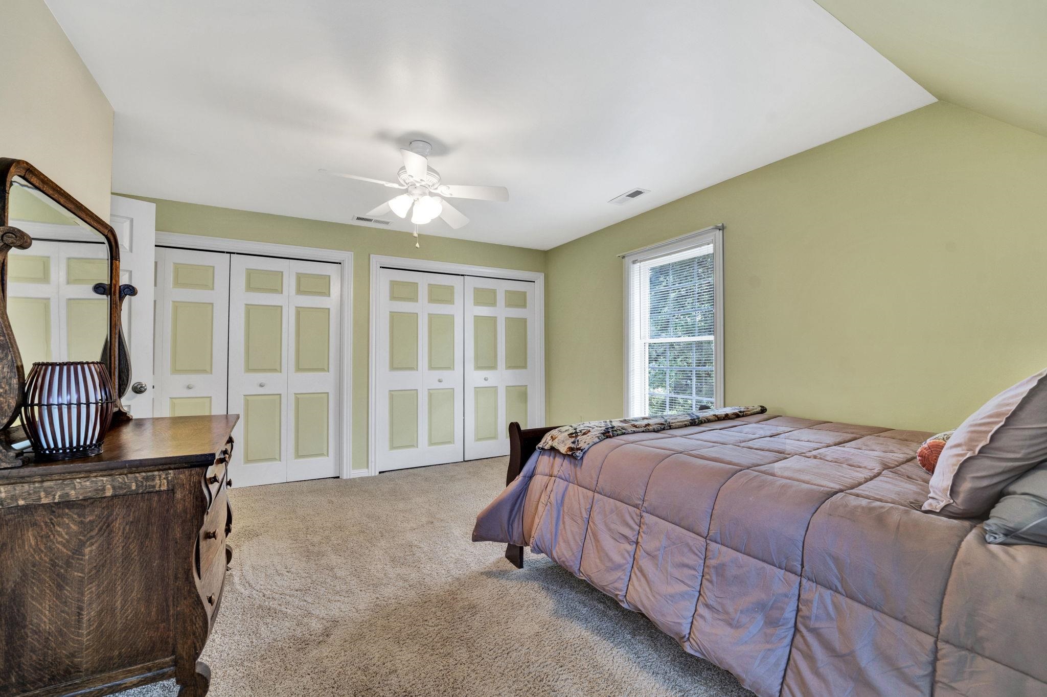 365 Loop Road Campobello, SC 29322 - Photo 18 of 35