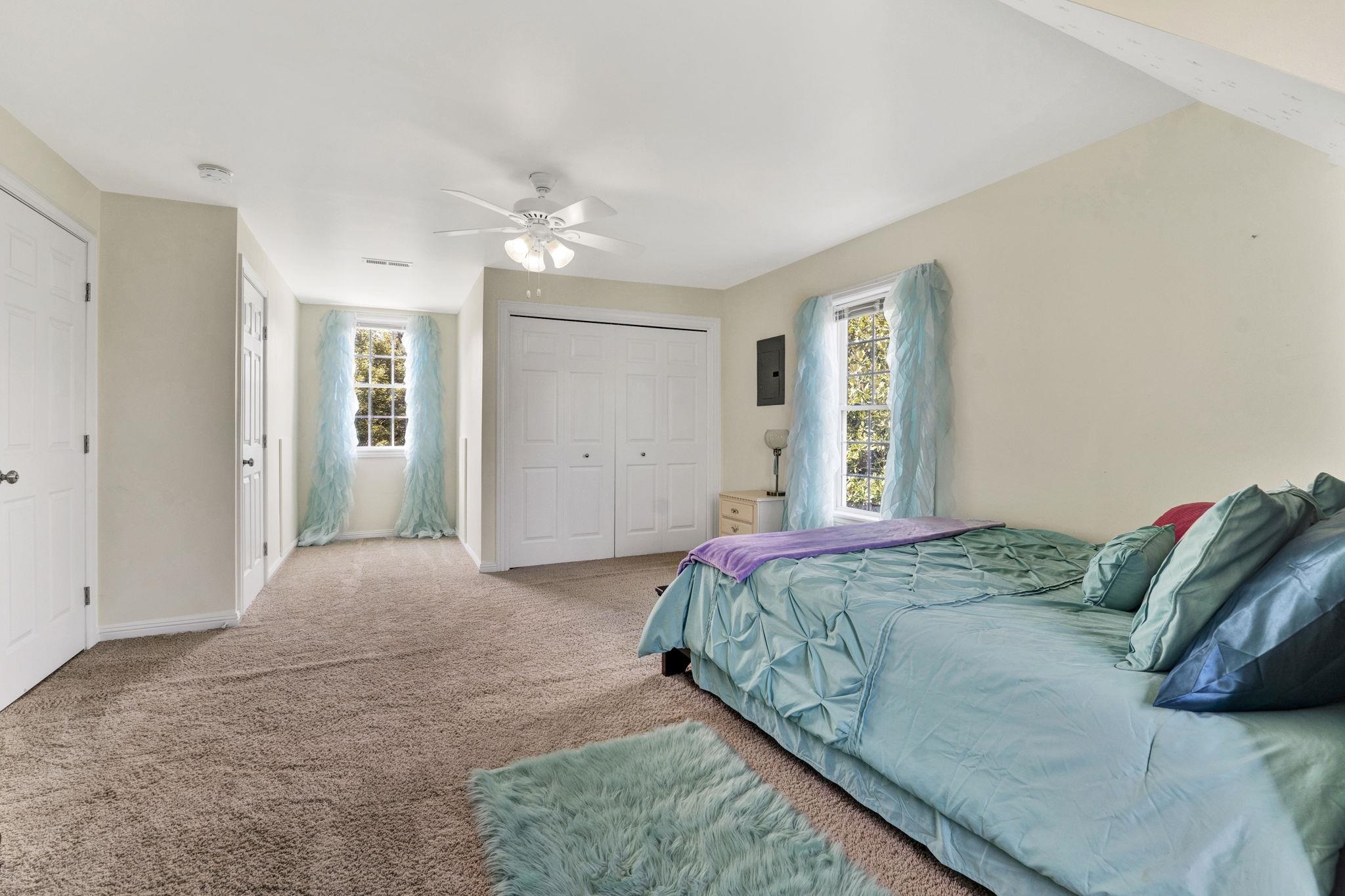 365 Loop Road Campobello, SC 29322 - Photo 21 of 35