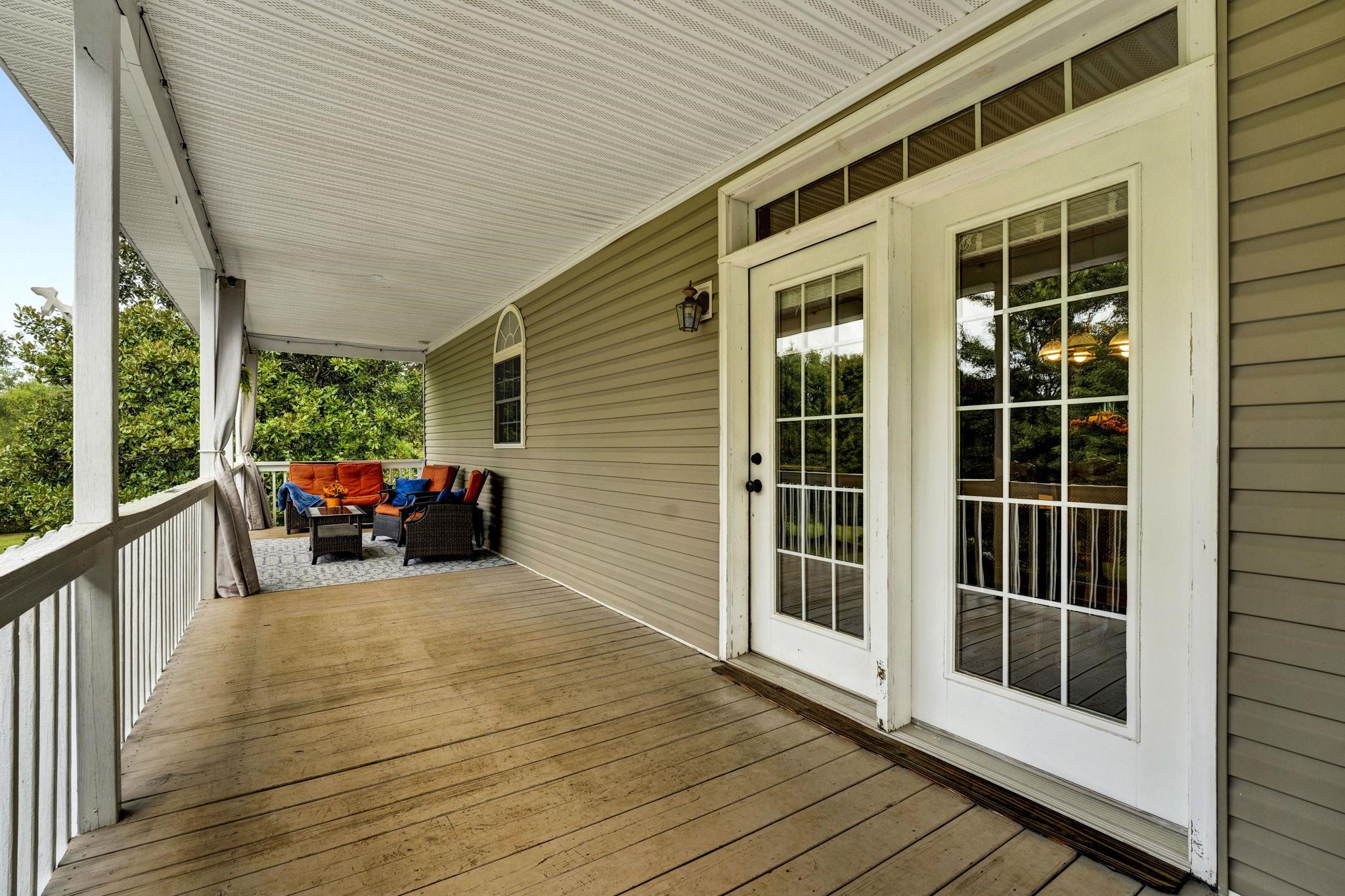 365 Loop Road Campobello, SC 29322 - Photo 22 of 35