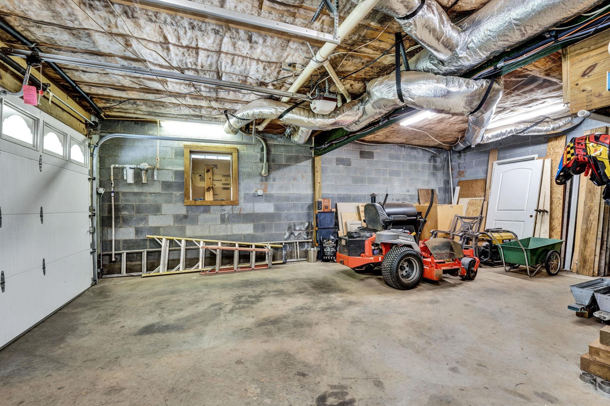 365 Loop Road Campobello, SC 29322 - Photo 26 of 35