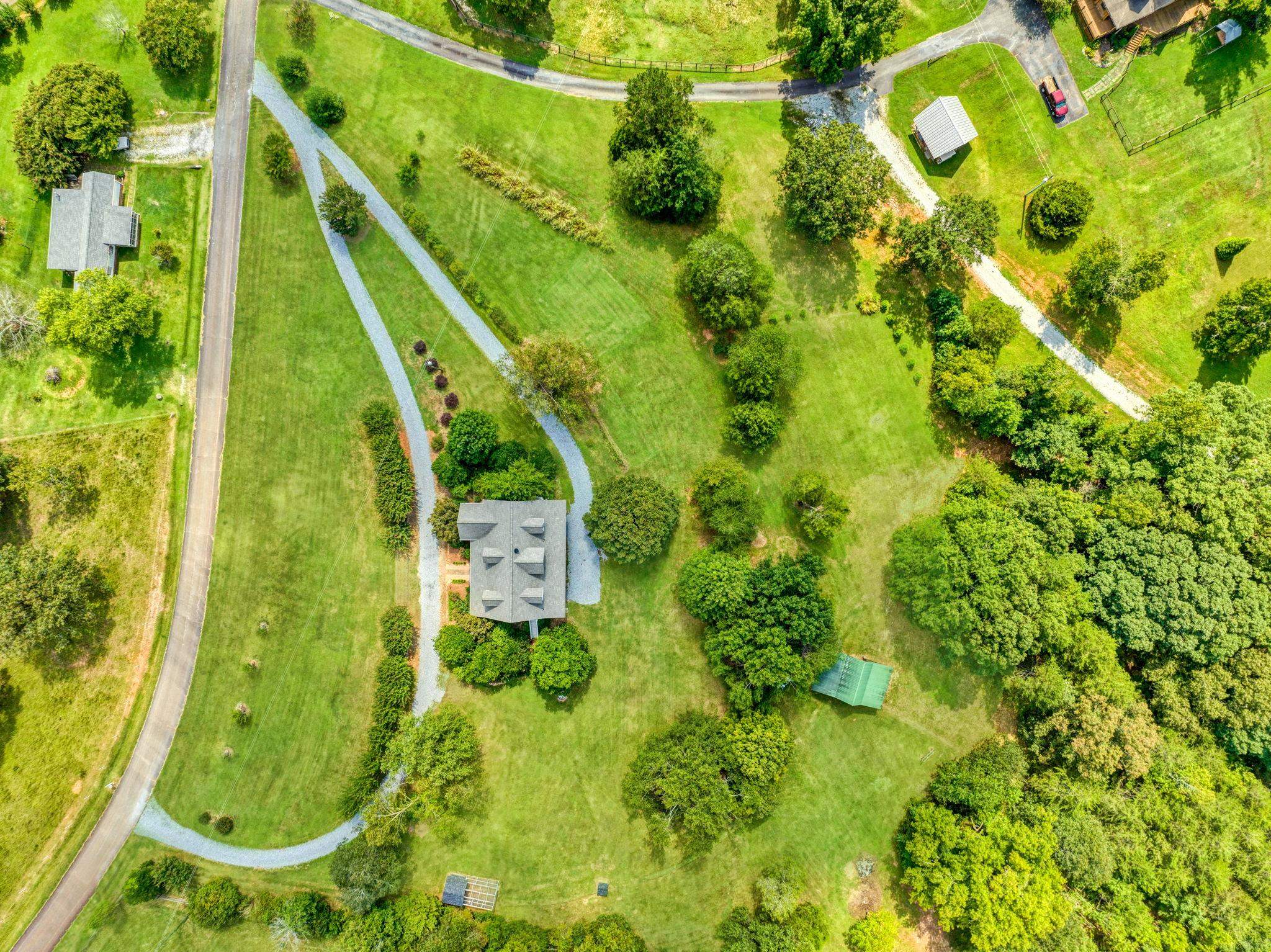 365 Loop Road Campobello, SC 29322 - Photo 33 of 35