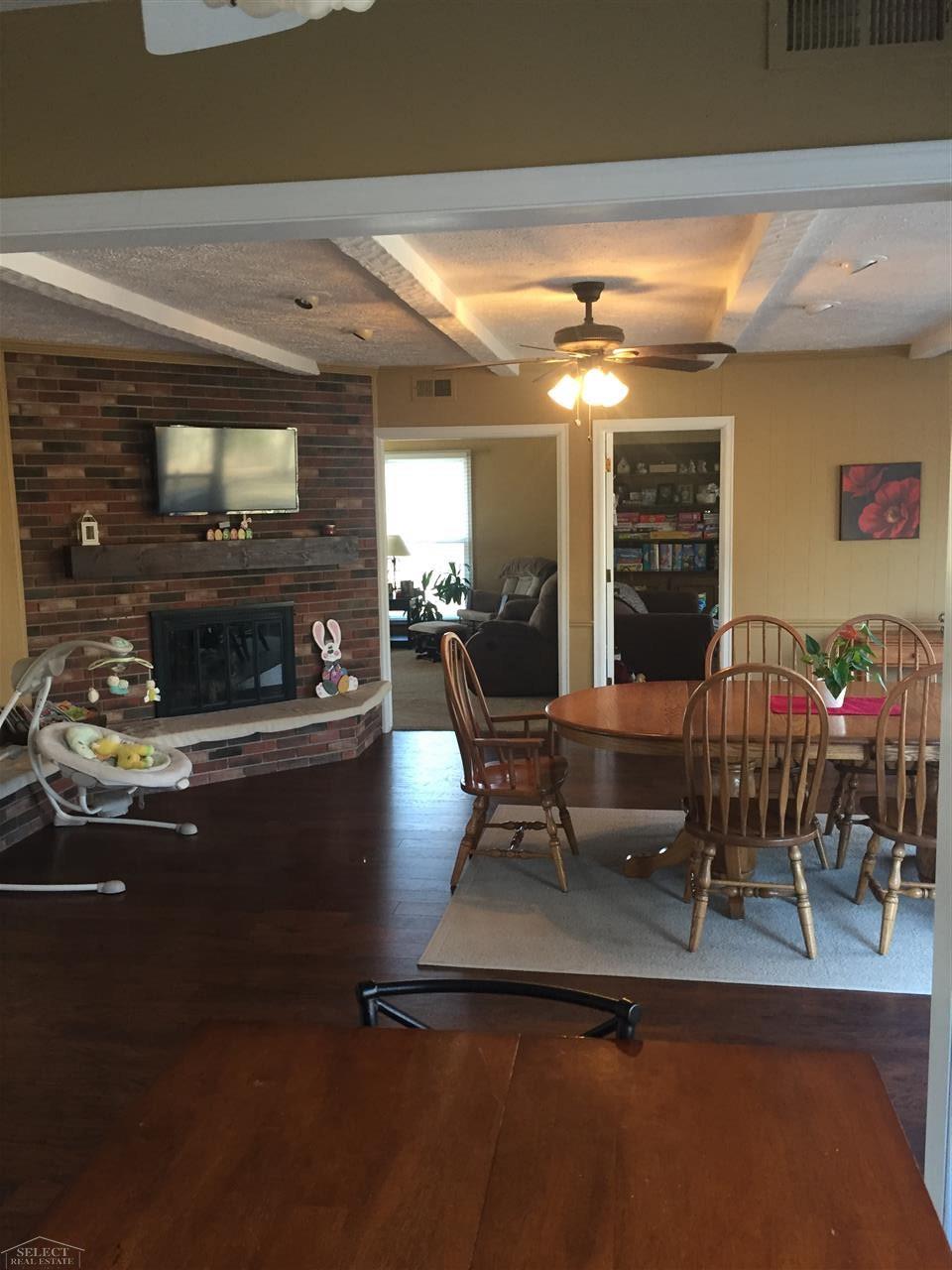 46300 Heydenreich Road Macomb, MI 48044 - Photo 17 of 24 31372940-16.JPG