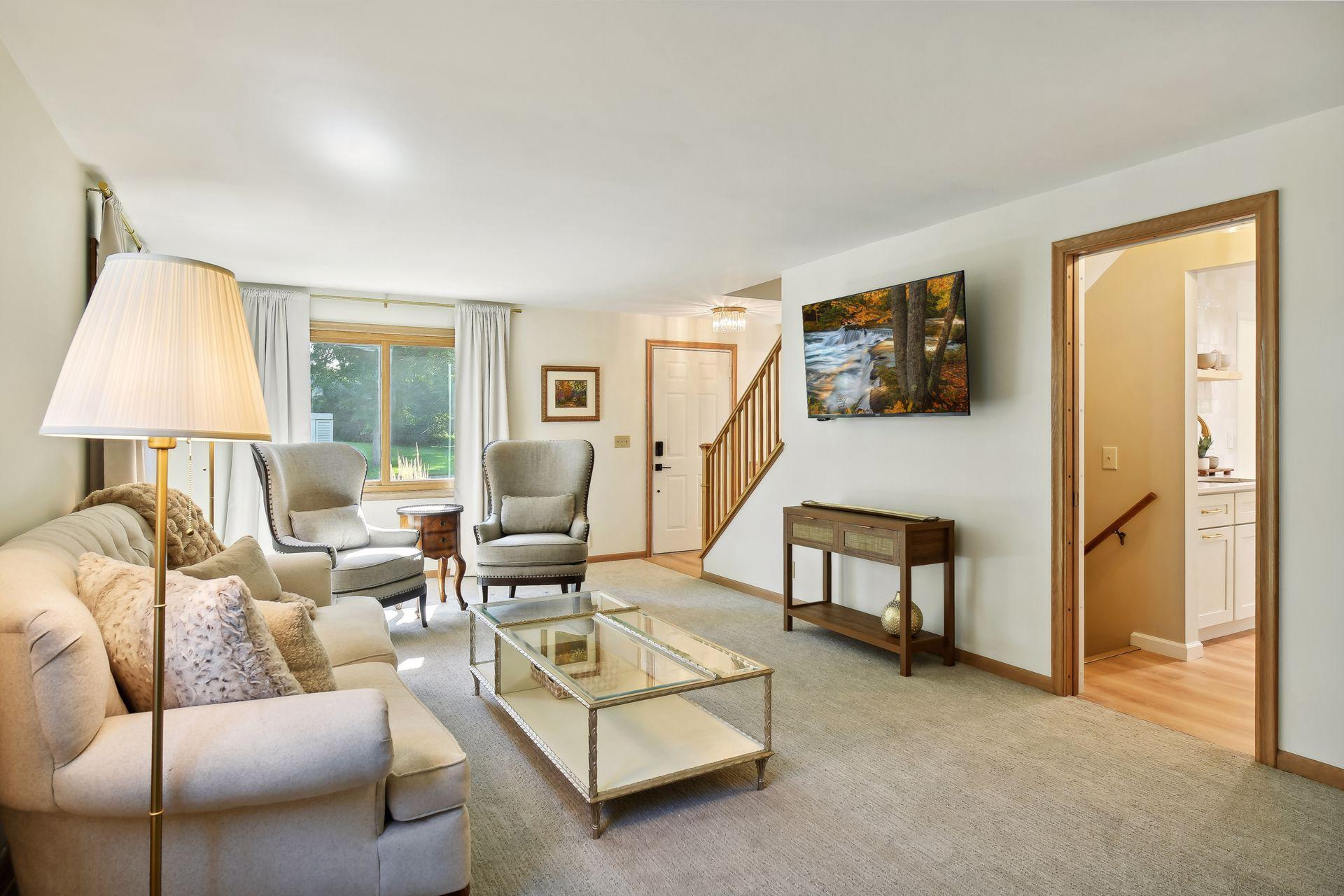 4504 Rutledge Avenue Edina, MN 55436 - Photo 5 of 23
