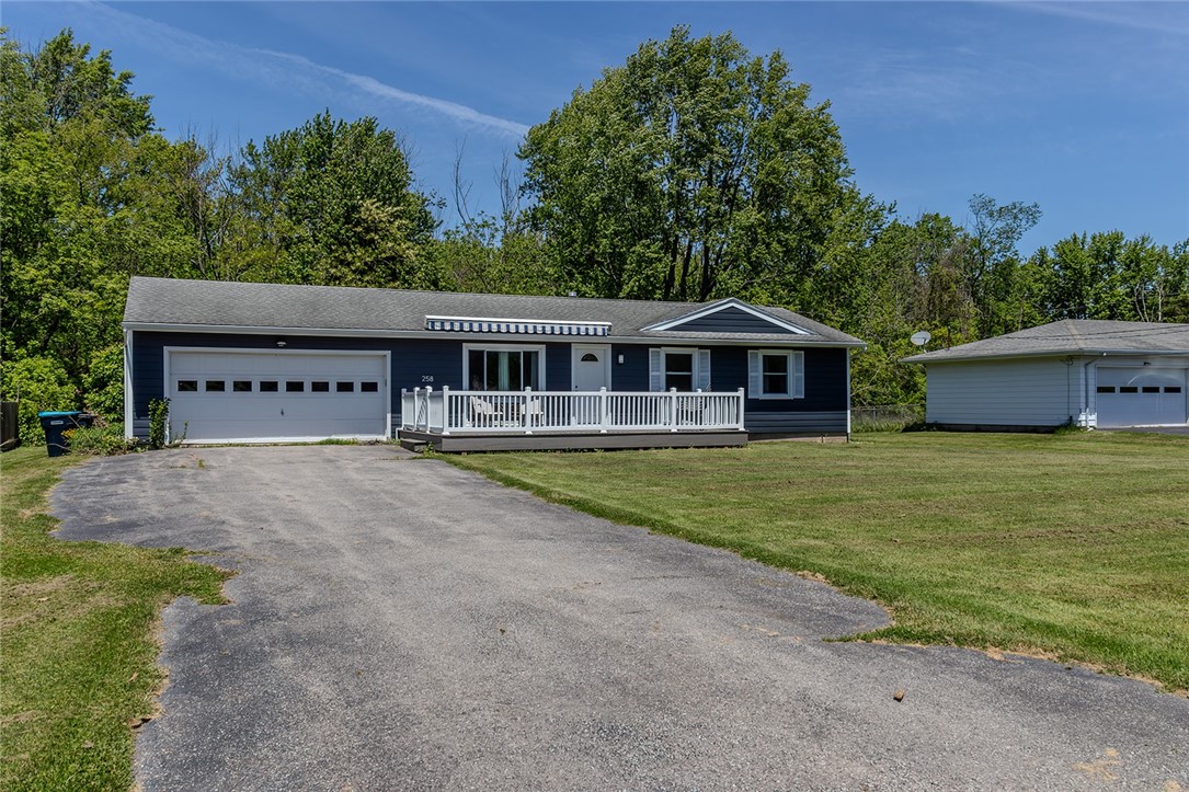 258 Huffer Road Parma, NY 14468 - Photo 3 of 40